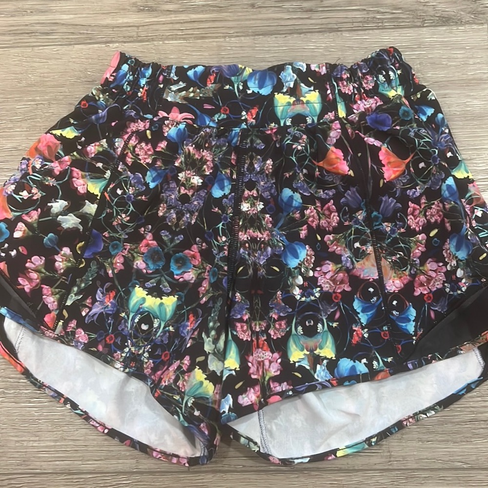 Hotty Hot Low-Rise Short 4”